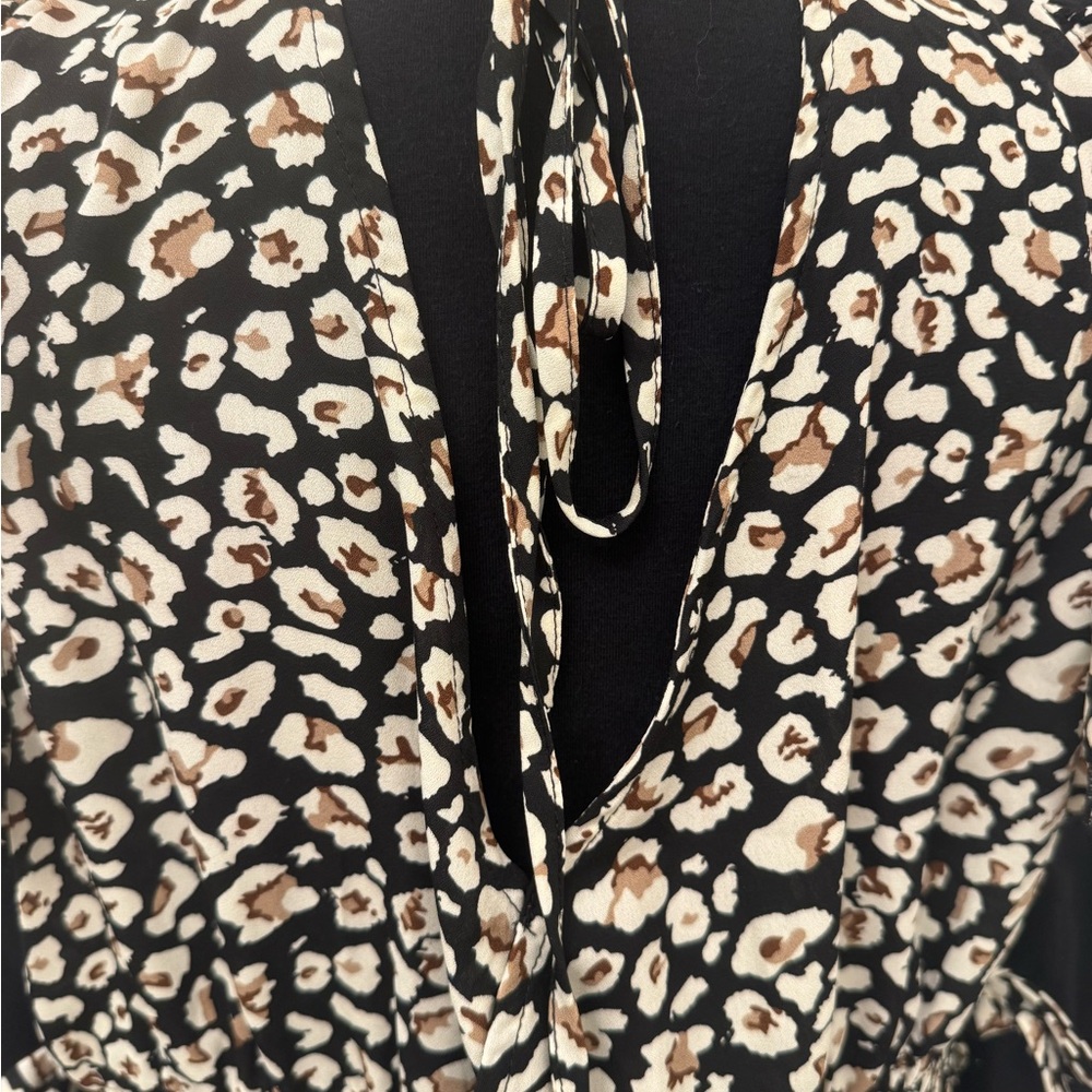 Leopard Print V-Neck Blouse - Black, White & Brown - Picture 5 of 9